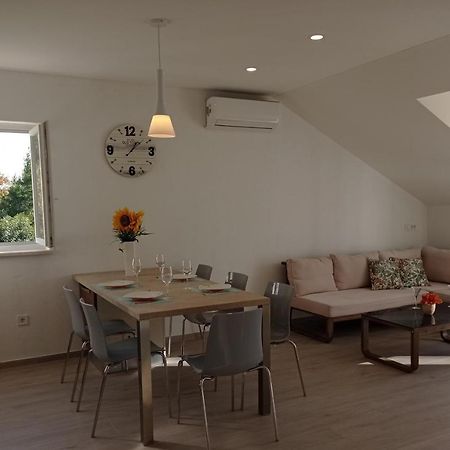 Apartment Lucija With Sea View Dubrovnik Exterior photo