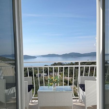 Apartment Lucija With Sea View Dubrovnik Exterior photo