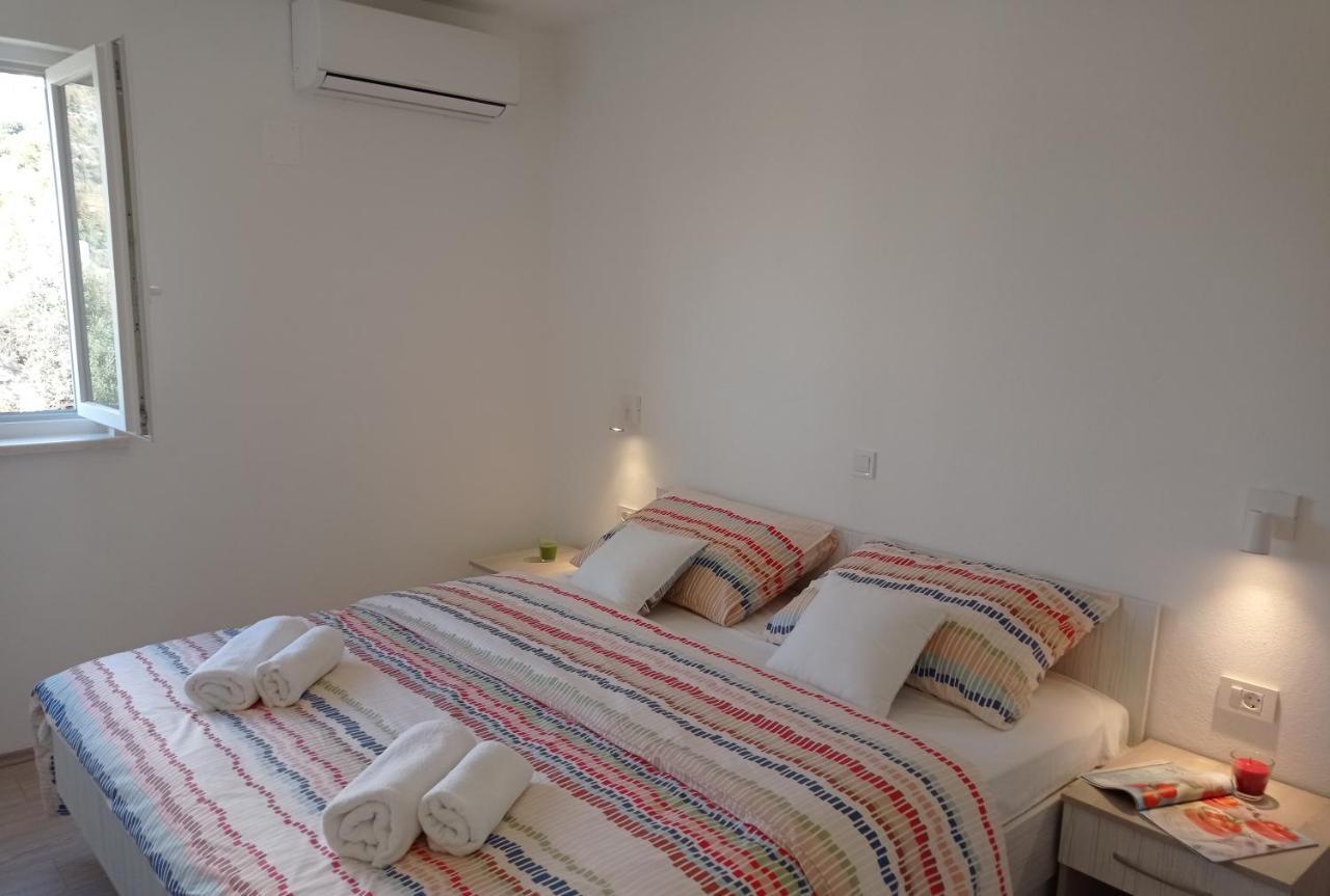 Apartment Lucija With Sea View Dubrovnik Exterior photo