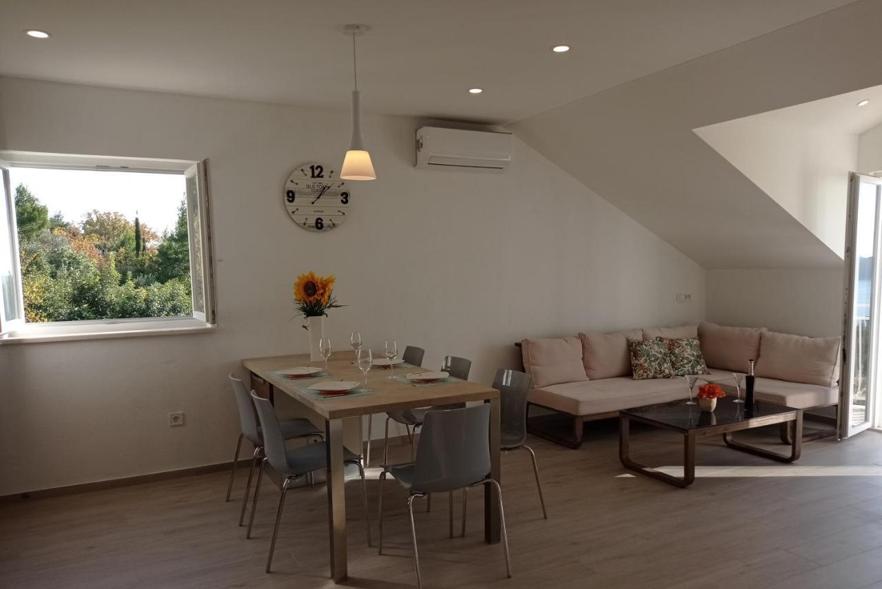 Apartment Lucija With Sea View Dubrovnik Exterior photo