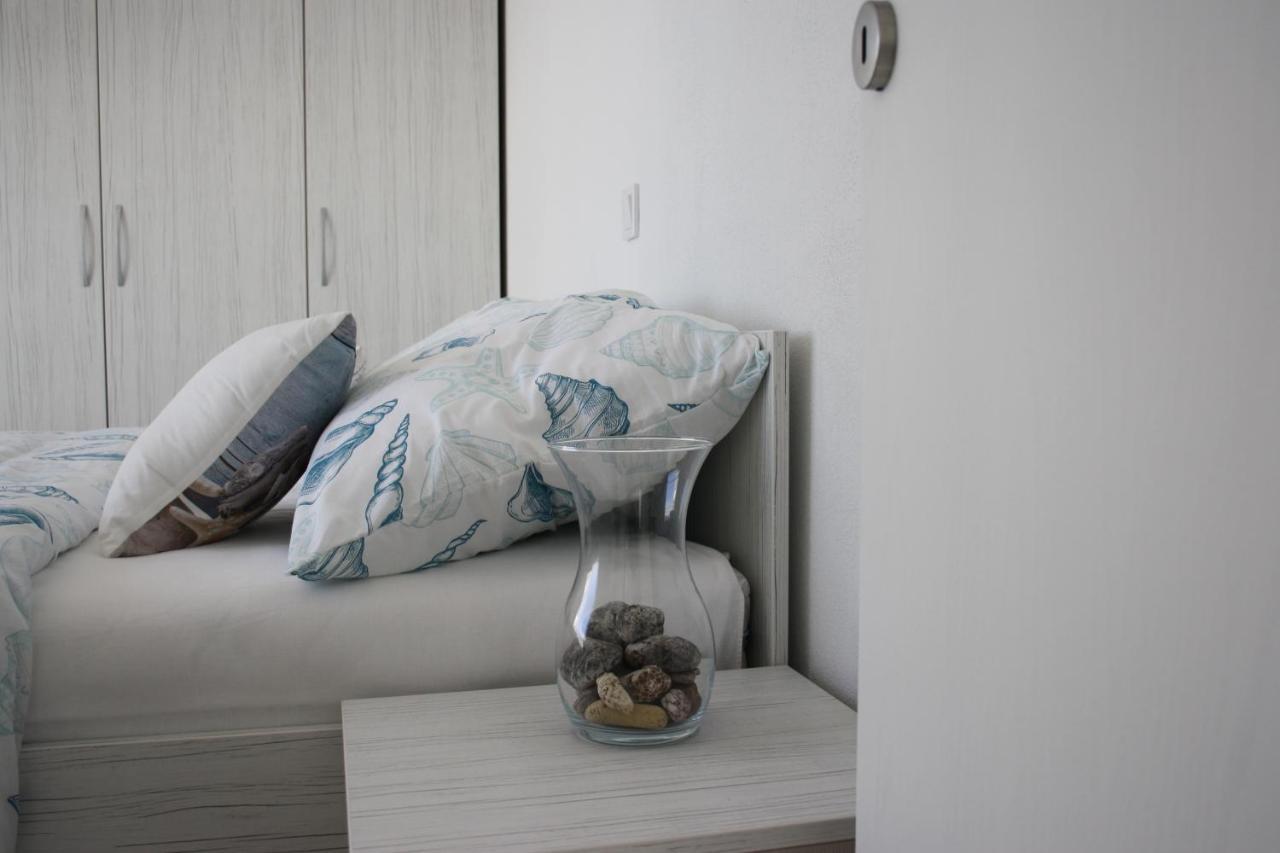 Apartment Lucija With Sea View Dubrovnik Exterior photo